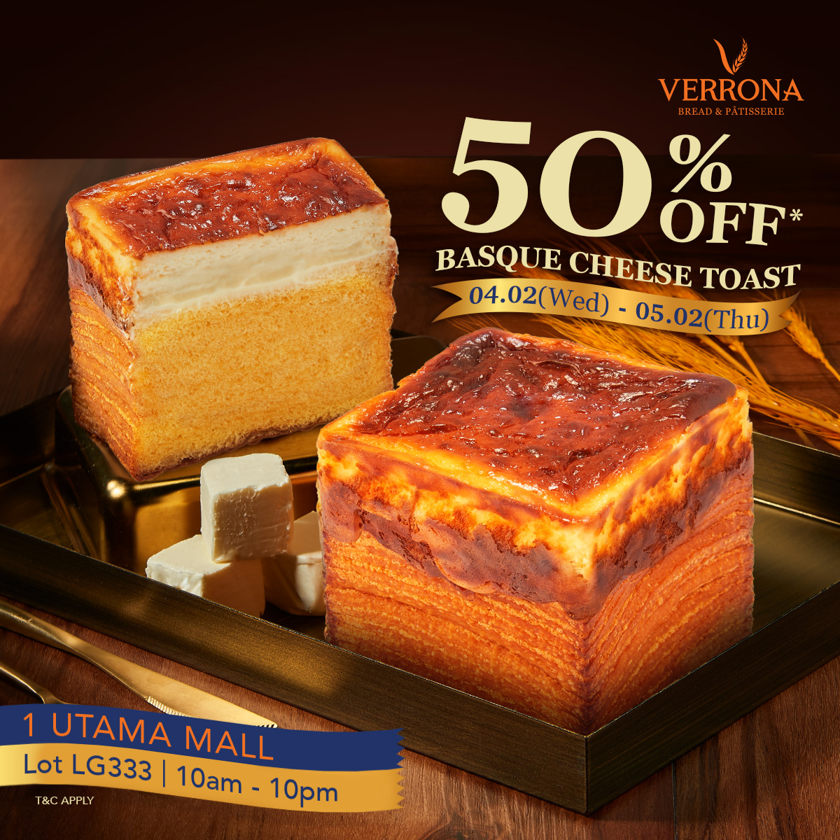 Snowy Berry Mochi and Matcha Towel Roll