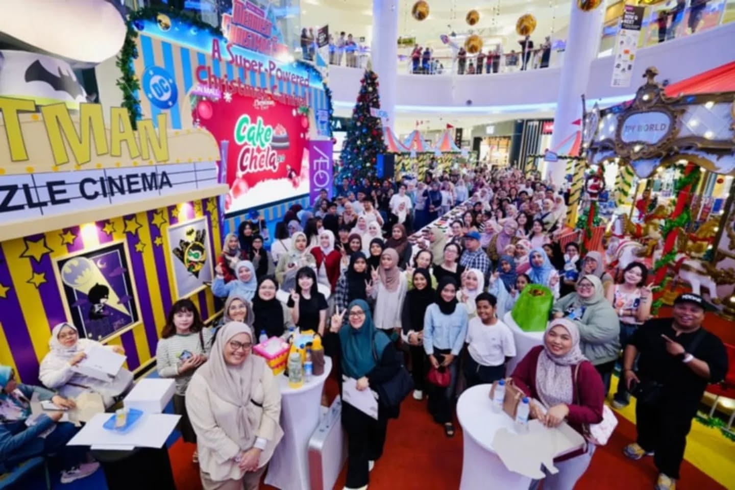 Families and friends gathered for Cakechela Christmas picnic