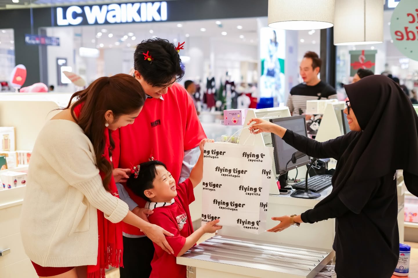 A beautifully decorated Christmas tree at AEON MALL