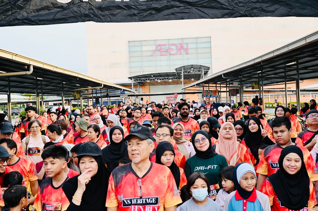 Participants gathering for the Larian Anak Nogori Fun Run at AEON Mall Seremban 2