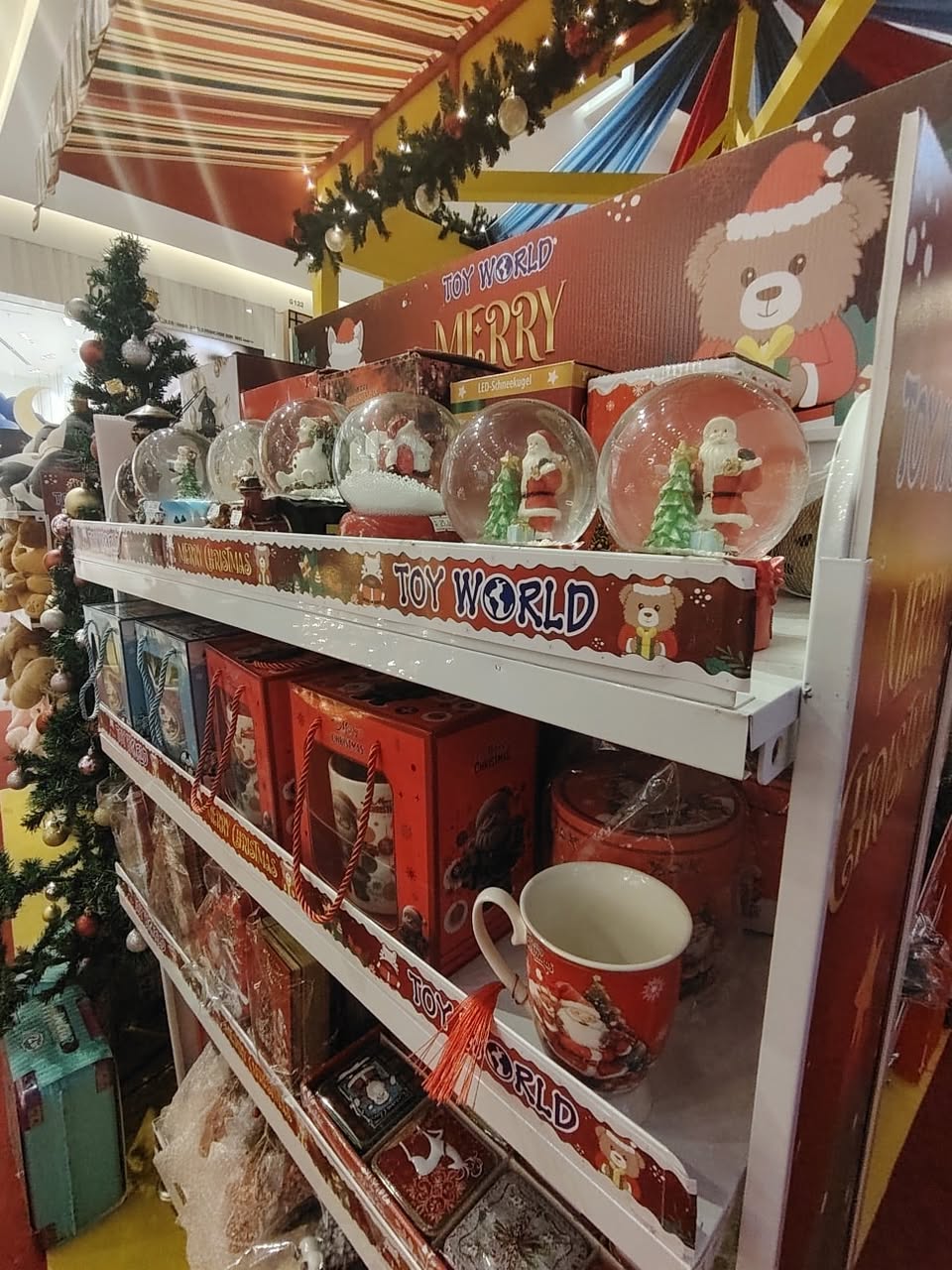 Festive display featuring DC Chibi Heroes at AEON MALL