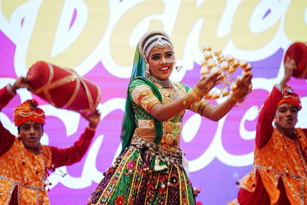 Shoppers enjoying Deepavali festivities at AEON MALL