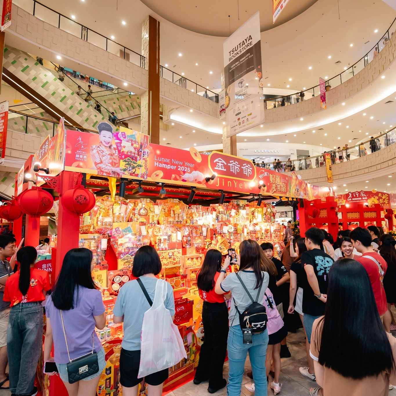 The vibrant energy surrounding a first-time meeting