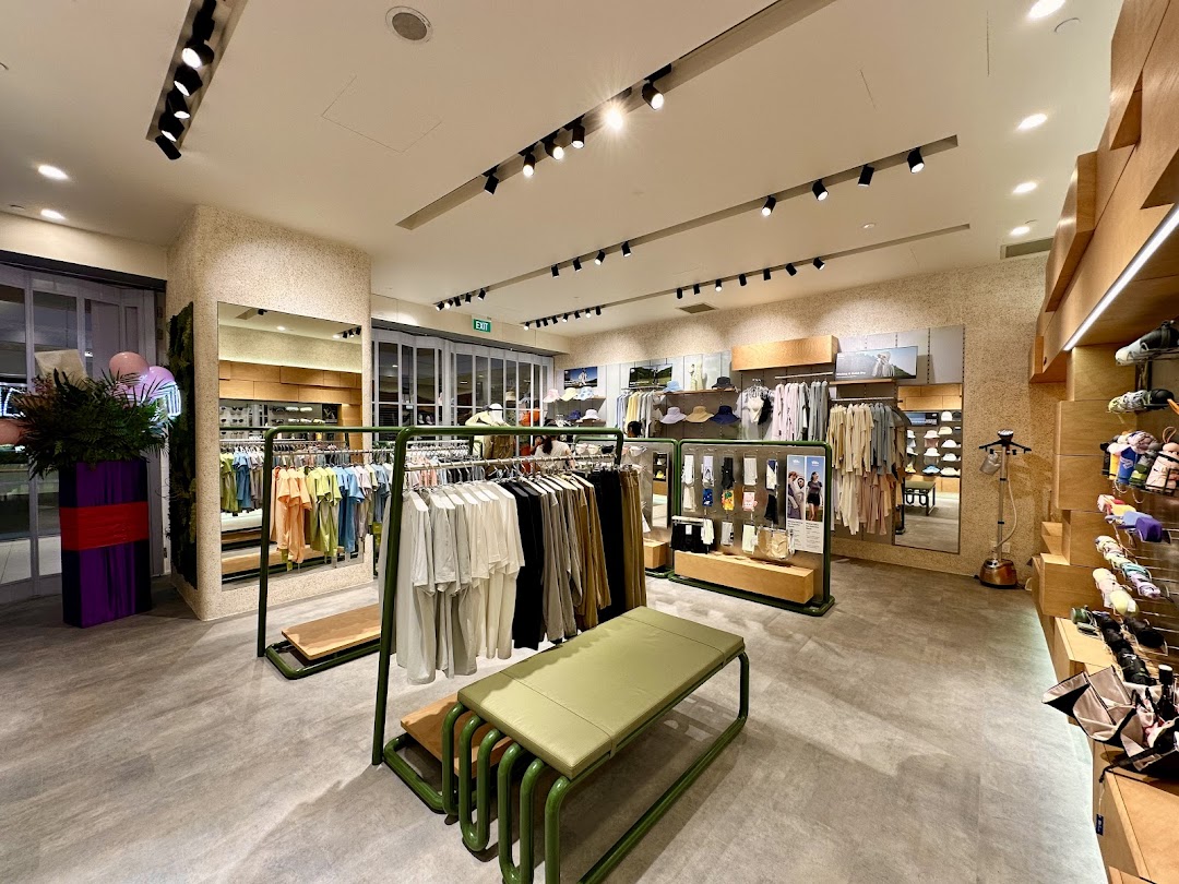 Interior view of BENEUNDER 蕉下 Singapore Westgate, showcasing apparel and accessories on display.