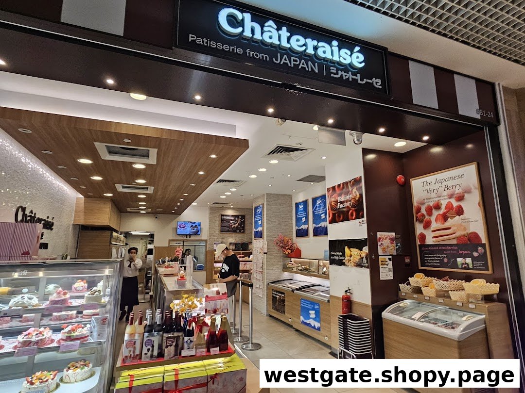 View of Châteraisé patisserie entrance, showcasing delicious Japanese cakes, pastries, and a welcoming interior.