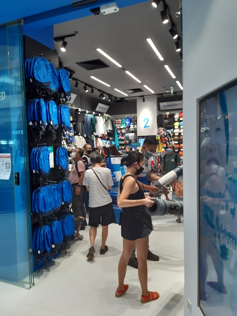 Decathlon Westgate Click  Collect image 25