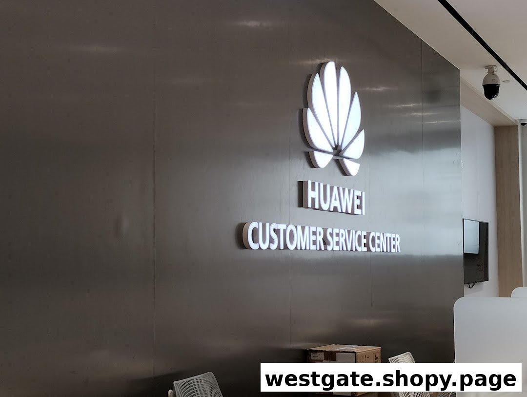 Huawei Experience Store Westgate image 34