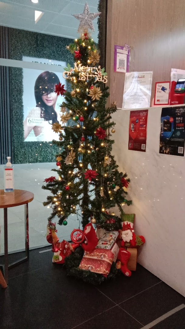 Jean Yip Hairdressing and Hairspa Westgate image 3