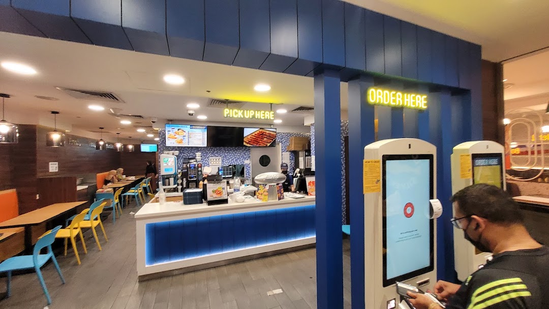 Long John Silvers image 17
