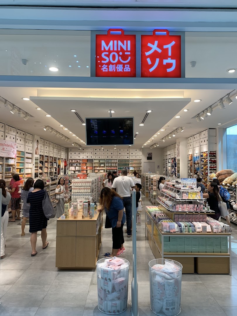 MINISO Westgate