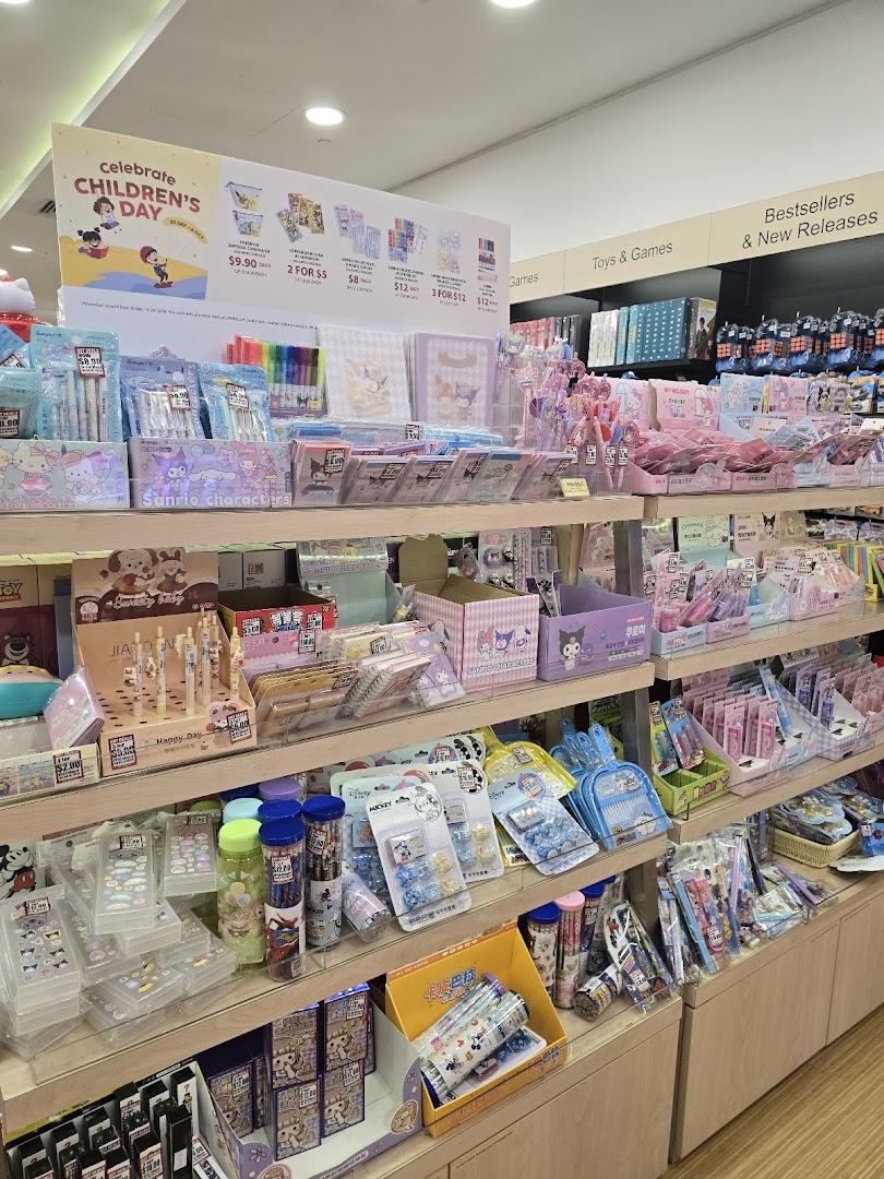 POPULAR Bookstore image 24
