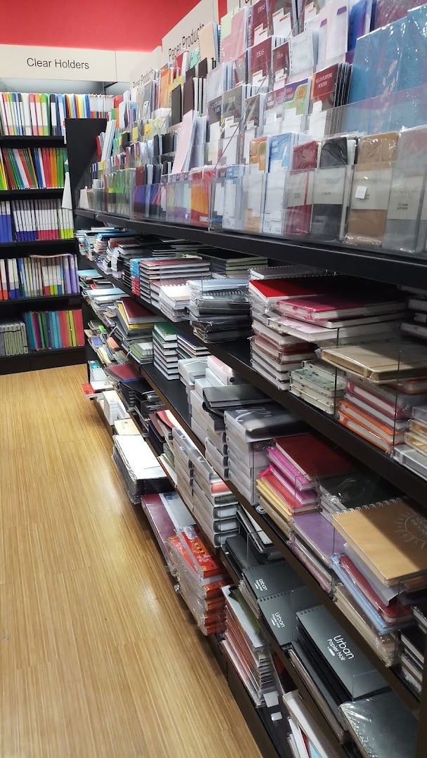 POPULAR Bookstore image 17