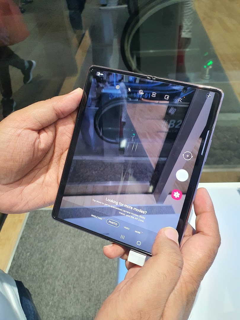 Samsung Experience Store image 28