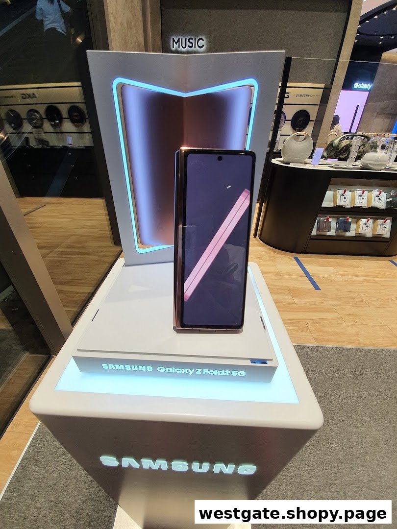 Samsung Experience Store image 22