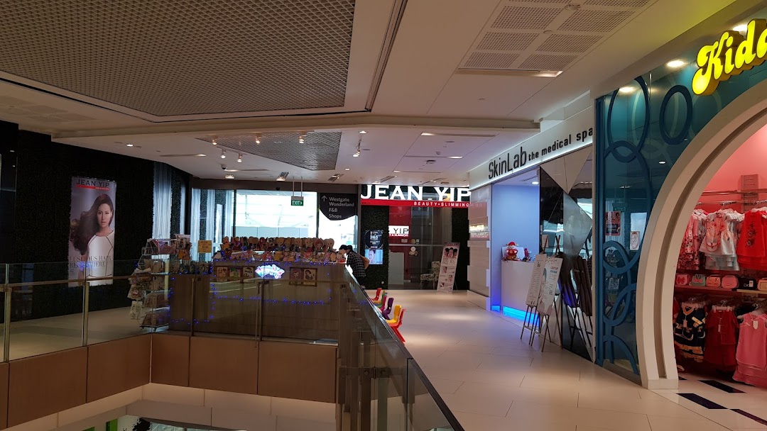 SkinLab The Medical Spa Westgate - Acne Facial, Sensitive Skincare, IPL Treatment  Pigmentation Treatment Singapore image 18