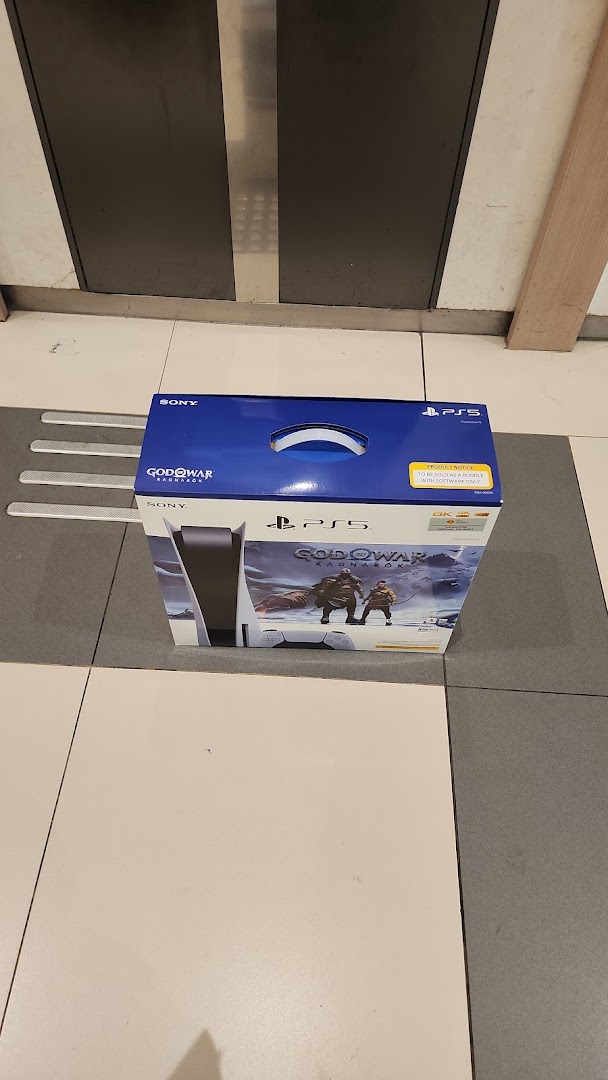 Sony Store, Westgate image 26
