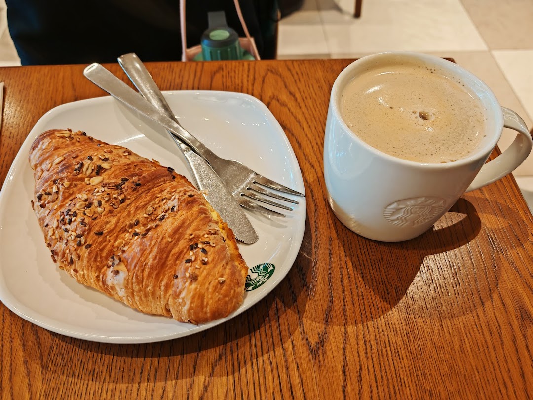 Starbucks Westgate image 21