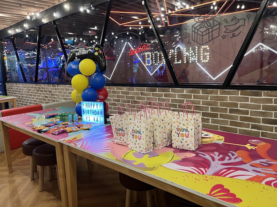 Timezone Westgate - Bowling, Party Venue, Virtual Reality image 31