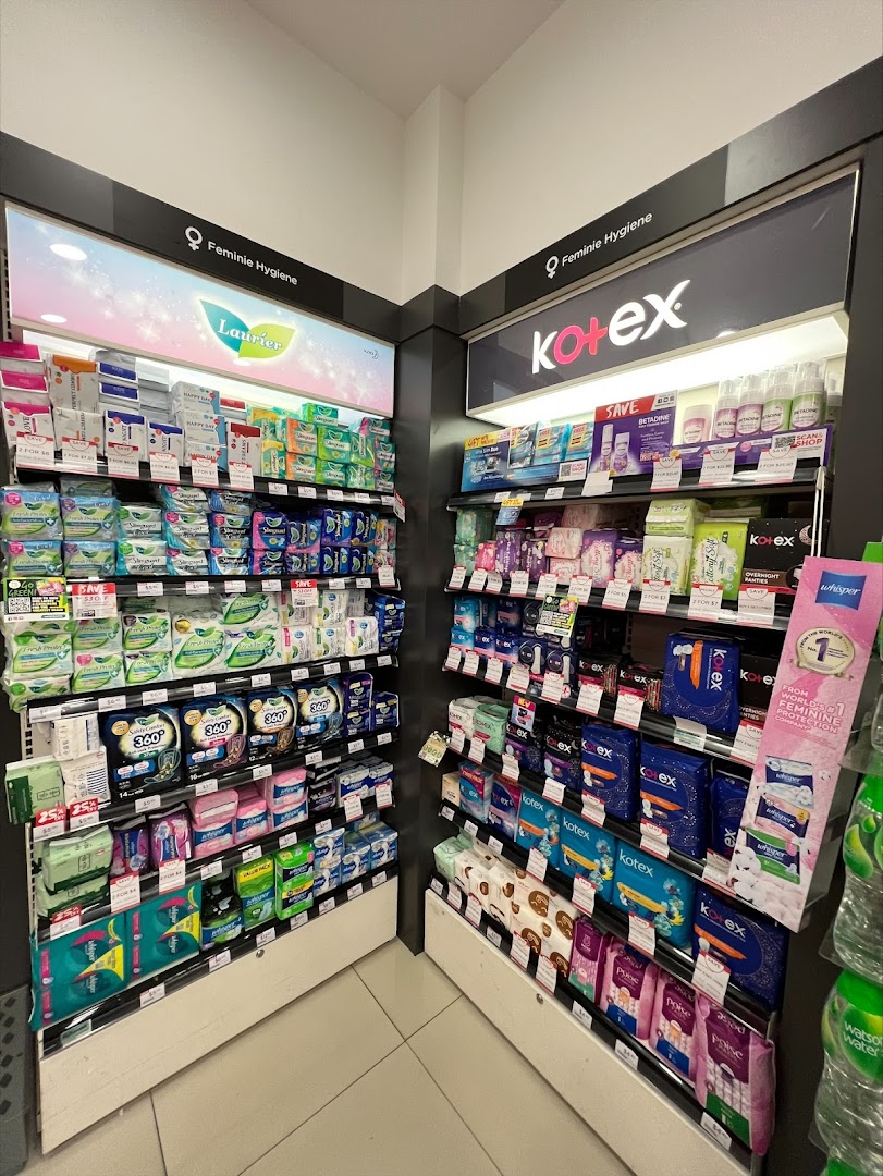 Watsons Singapore  GNC - Westgate Click  Collect image 17