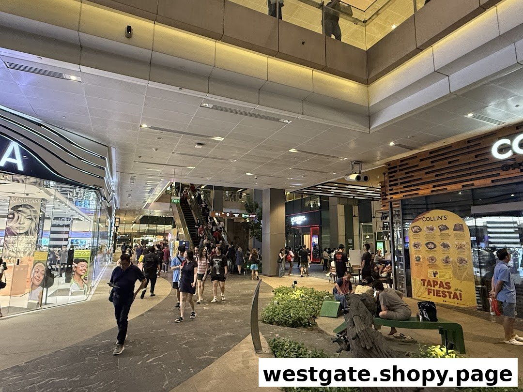 Westgate EZ-Link Vending Machine image 3
